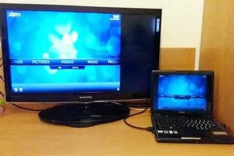 Jak podłączyć laptopa do telewizora przez wifi